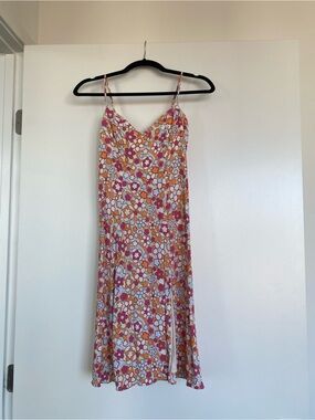 Aritzia Floral Dress for Sale up to 90% Off: Poshmark